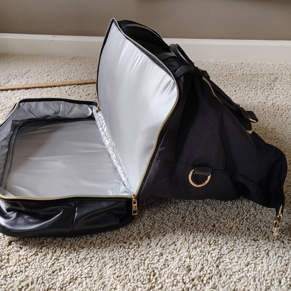 Travel tote NEVER USED - Picture 6 of 13